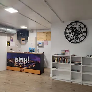  Хостел Metropolitan By Bossh!